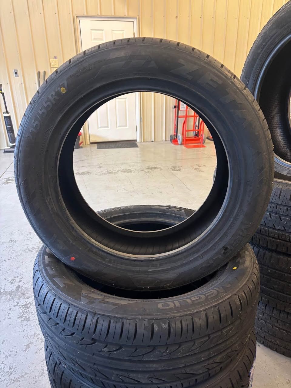 215/55/17 Zeta (NEW TIRES)