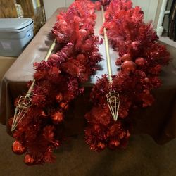 Hess’ Christmas Garland 