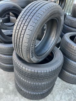 215/60/16 Kumho (4) Semi new tires installed & balanced // set de 4 llantas Kumho  instaladas & balanceadas