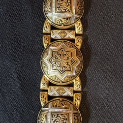 Gorgeous Gold Tone Damascene Etched Bracelet.