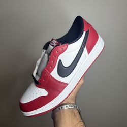 Jordan 1 Low OG ‘Chicago’ (2025)