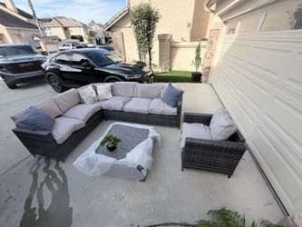 Patio furniture set