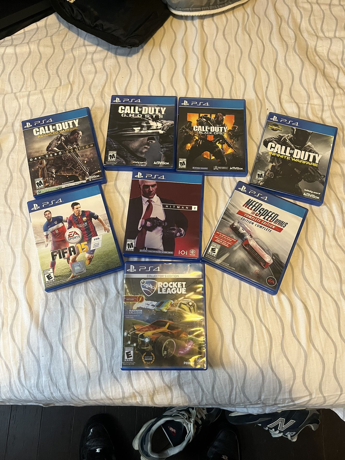 PS4 VIDEO GAMES 