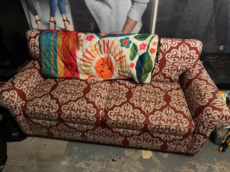 Pull out couch