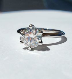 2ct Round Moissanite Engagement Ring 925 Sterling Silver_ 18K Gold Plated  (Size7)