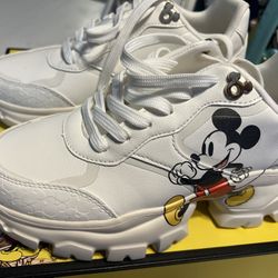 ALDO x Disney Size 7