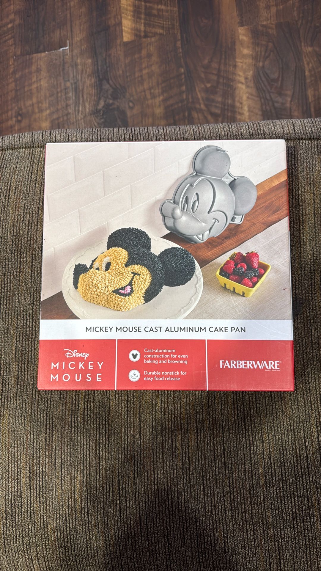 Mickey And Minnie Mouse Cake Pans