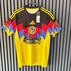 América auténtica Adidas size L,M