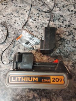 BLACK + DECKER 20v  2.5AH  Battery