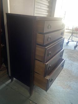 Dresser (5) Drawer 