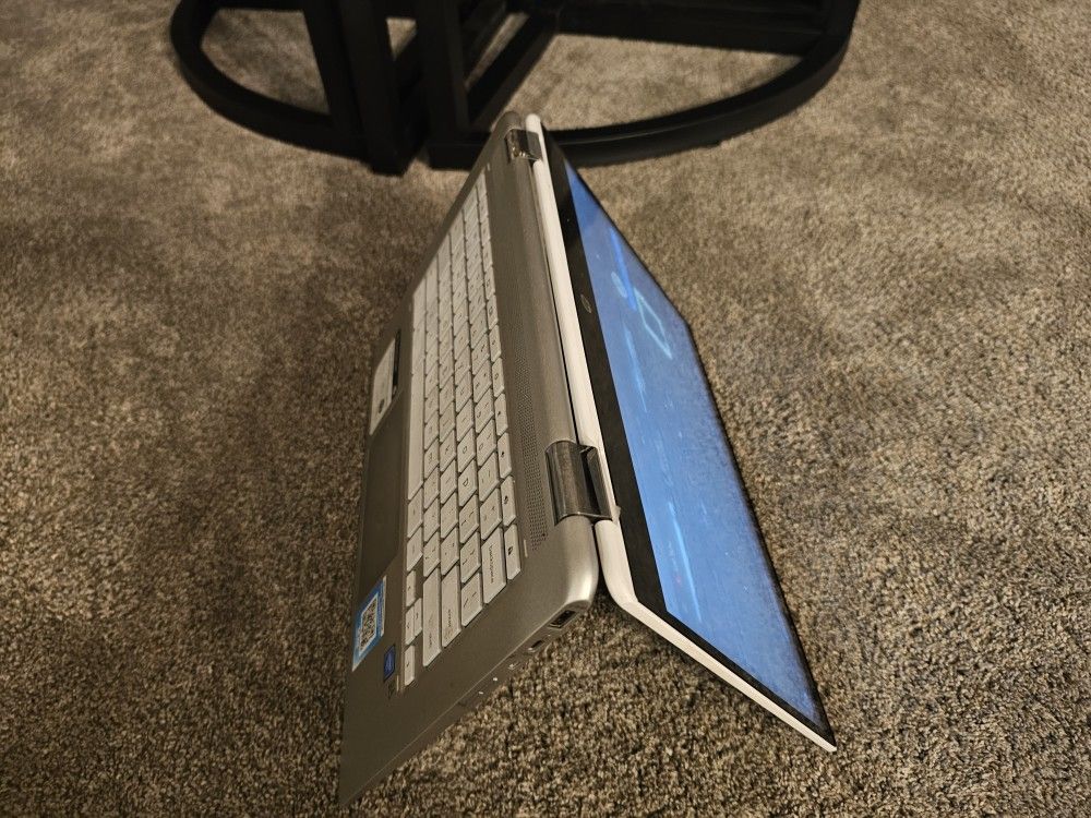Touchscreen HP Chromebook X360 . 14 Inch