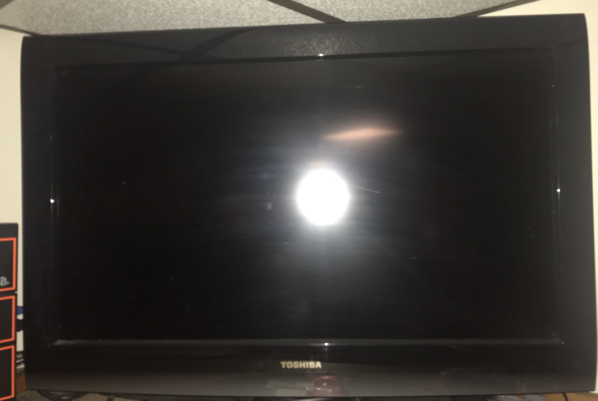 Toshiba TV 15 3/4 x 27 3/4 (check out my other offers too:)