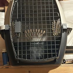 Medium Dog Travel Cage 