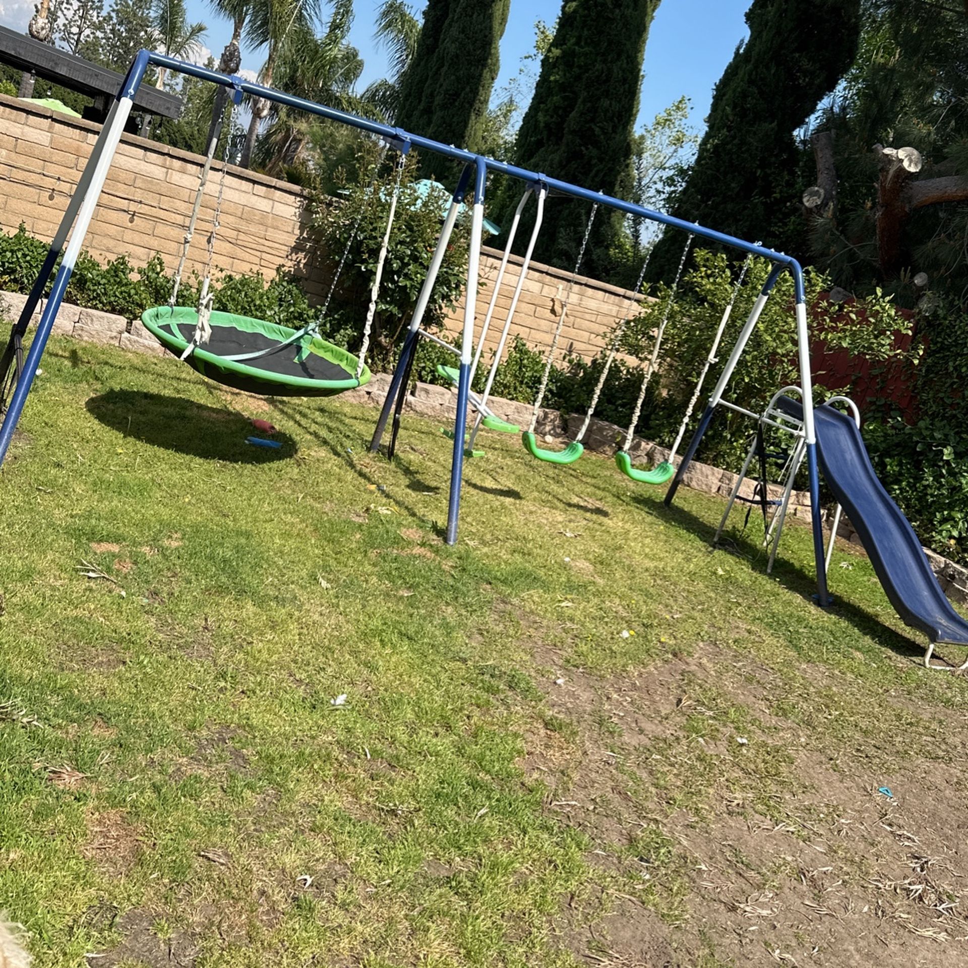Free Swingset First Come First Serve Will Not Hold