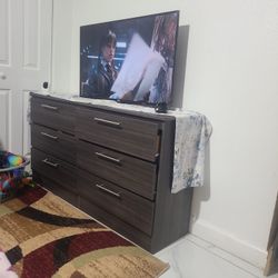 For Sale Dreesing Table 