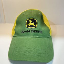John Deere Green Yellow Mesh hat, adjustable  Youth size 