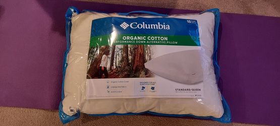 Columbia Standard Queen Pillow. New
