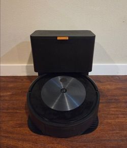 Roomba J7+