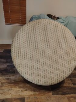 Round Ottoman - 41"