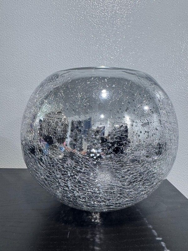 Cracked Glass Decorative Bowl