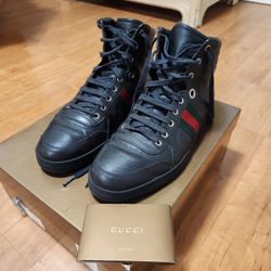 Gucci Tennis Shoes Italian Size 9
