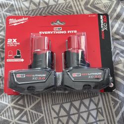 Milwaukee M12 12-Volt Lithium-Ion XC Extended Capacity 3.0 Ah Battery Pack (2-Pack)