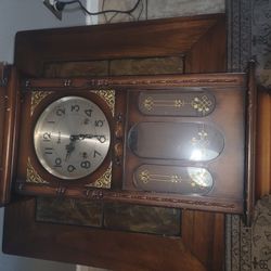 Brentwood 31 Day pendulun Wall Clock