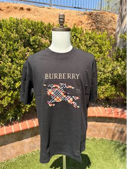 Burberr.y Black Tee - XL&L