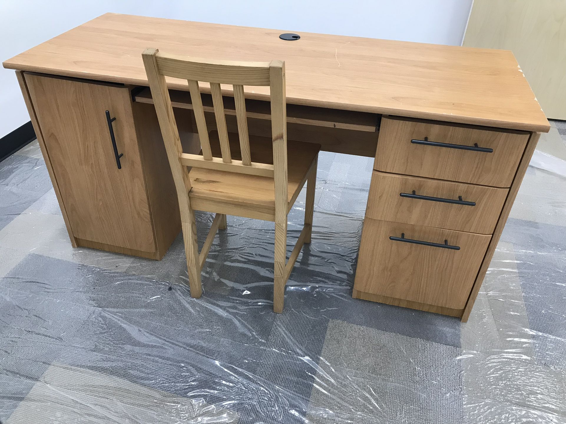 Office Desk& Chair  (both Only $50.)