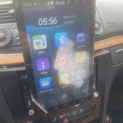 Tesla Screen Radio 