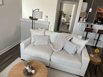 Ashley Furniture Loveseat  Sofa/Couch– Performance Fabric – Excellent Condition