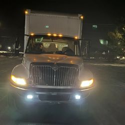 2011 INTERNATIONAL 4300
