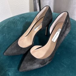 Black Velvet Closed Too Heels From INC