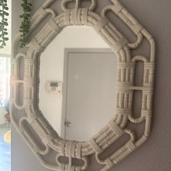 Wall mirror 