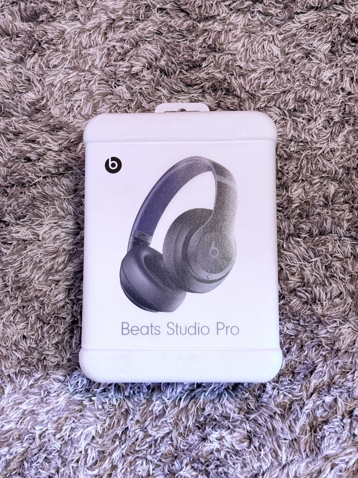 Beats - Studio Pro - Wireless Noise Canceling (Navy Blue)