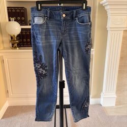 WHBM (White House Black Market) floral embroidered skinny crop jeans Size 2P