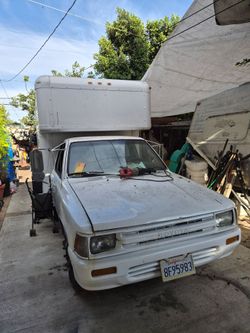 1989 Toyota Pickup