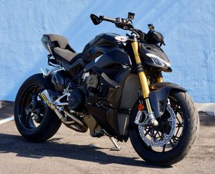 2021 Ducati Streetfighter V4 S