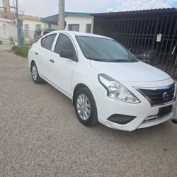 2015 Nissan Versa