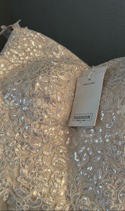 3 Sequin Lace Formal Dresses with Tags size M, 3 vestidos para ocasión especial talla M