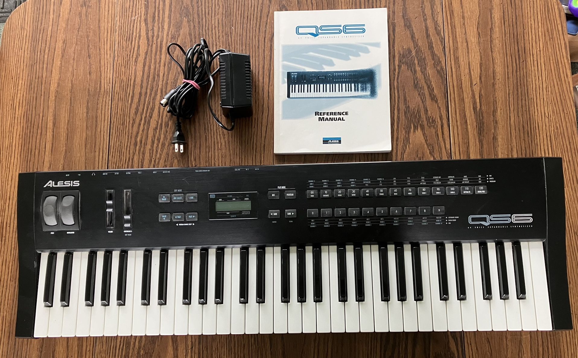 Alesis QS6 Synthesizer