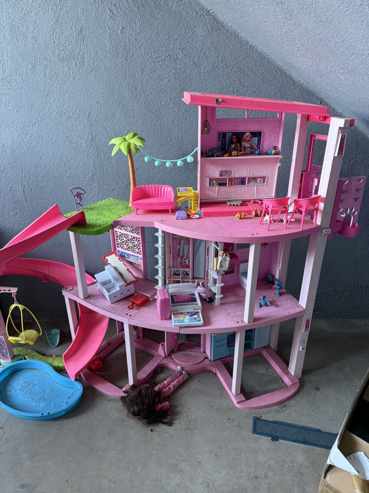 Barbie Dream House