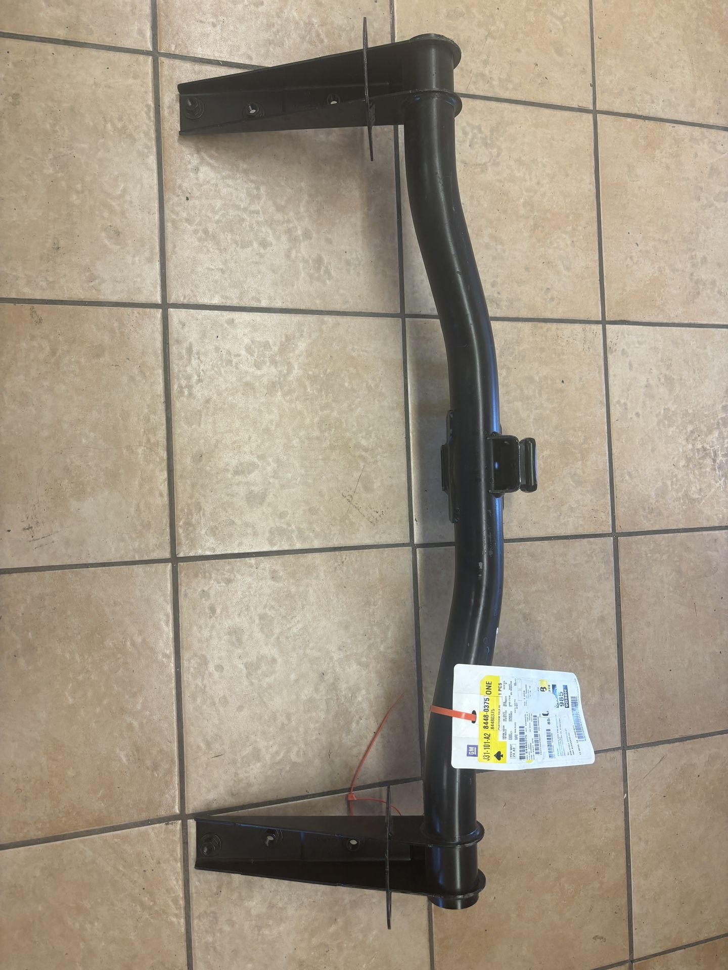 Brand New Genuine GM trailer Hitch 