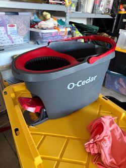 Mop bucket