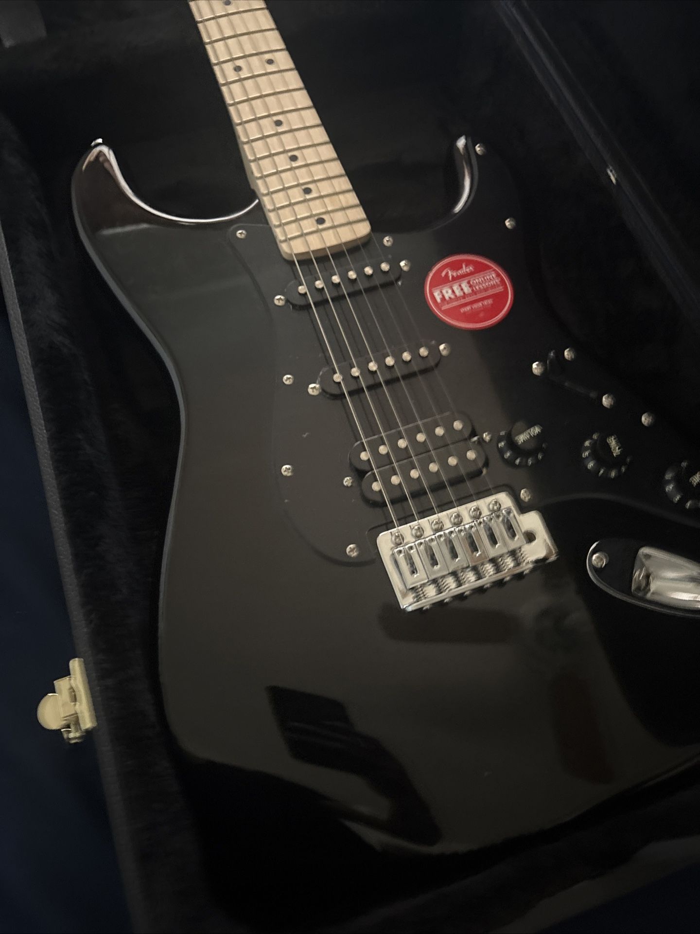 Squier Sonic Stratocaster HSS Maple Fingerboard Electric Guitar Black