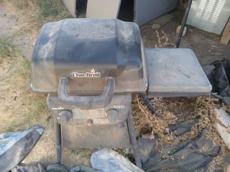 Black Char-Broil grill