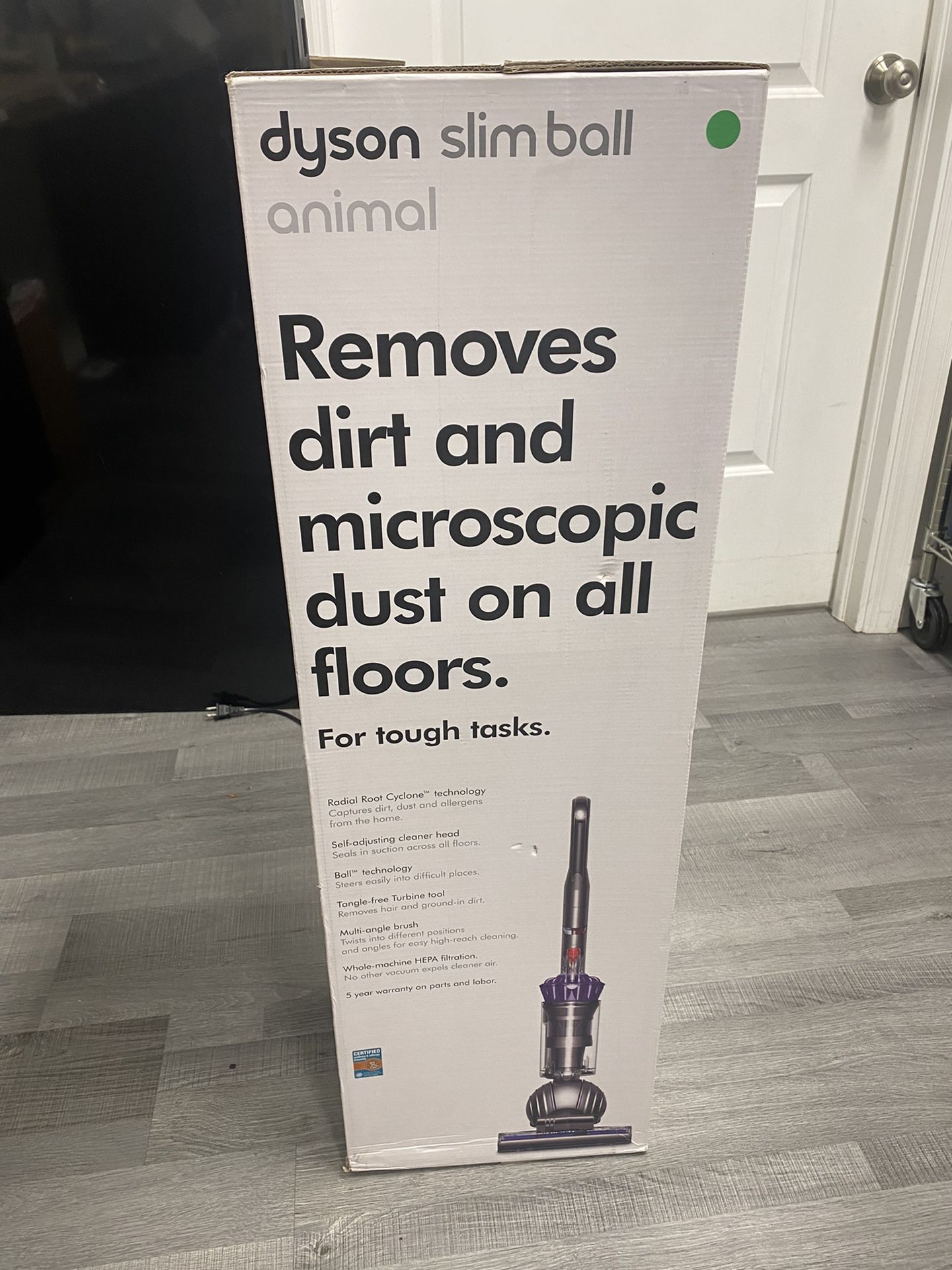 Dyson Slim Ball Animal Vacuum Cleaner for Sale in Brooklyn, NY - OfferUp