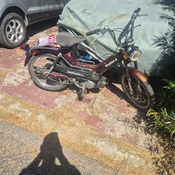 1978" PUCH  mo-ped