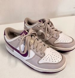 Girls Size 4.5Y Nike Dunk Low Platinum Violet