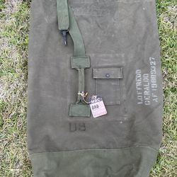 US Army Vietnam War Era 1970s Olive Green Duffel Bag / Kitbag     